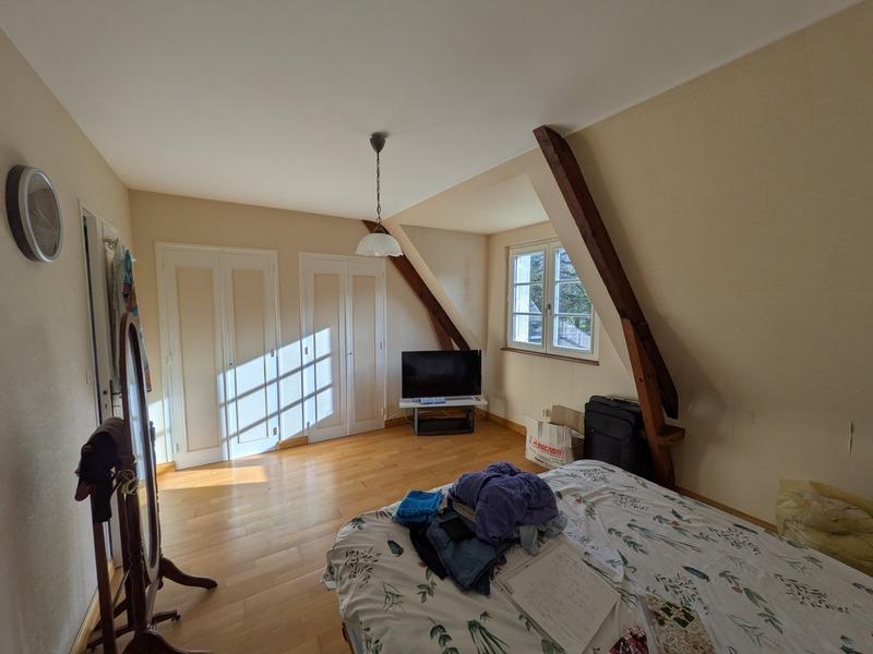 Propriété - 180 m² - 6 pièces
