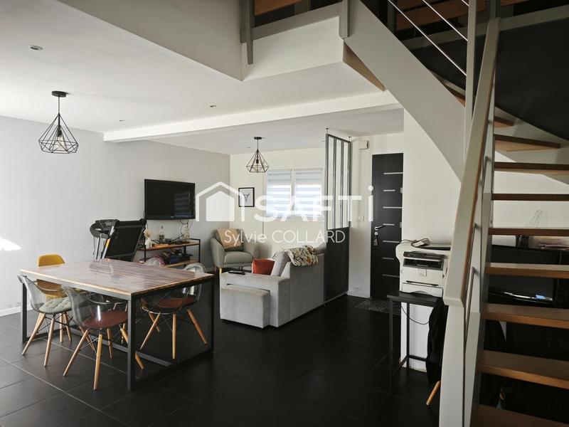 Maison - 110 m² - 6 pièces