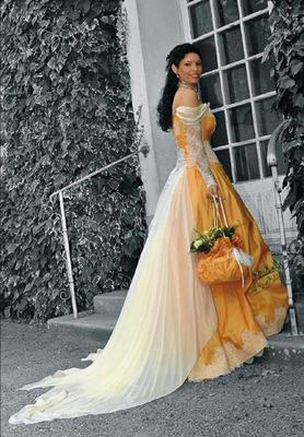 Lea Madeleine Couture