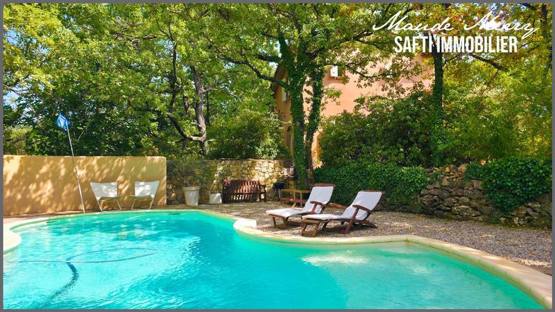 Maison - 160 m² - 6 pièces