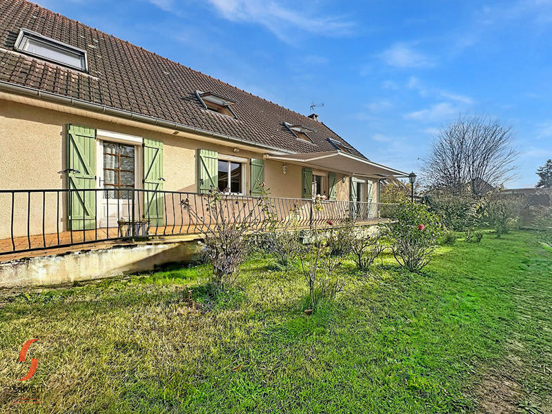Maison - 196 m² - 5 pièces