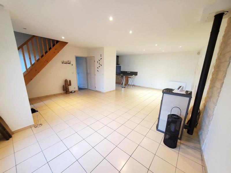 Maison - 95 m² - 4 pièces