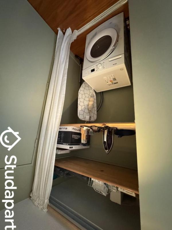 Chambre - 10 m² - 1 pièce