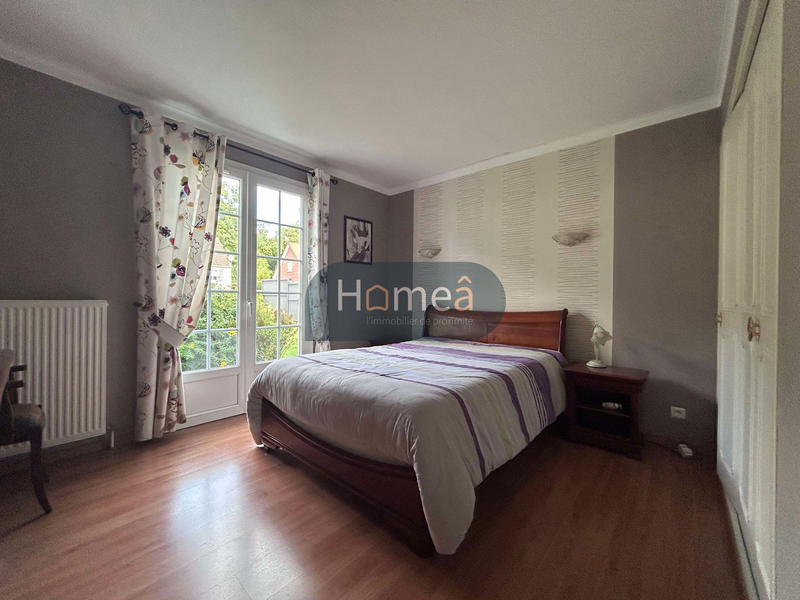 Maison - 137 m² - 7 pièces