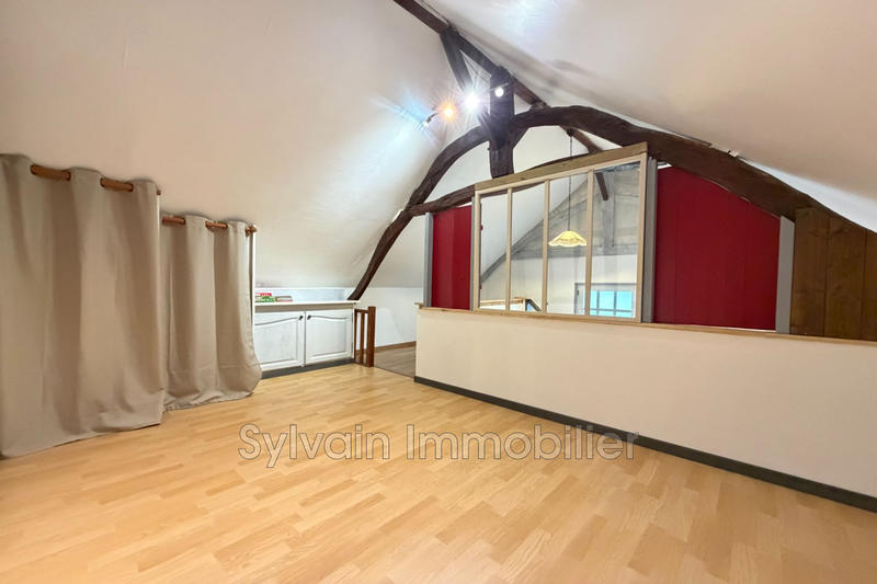 Maison - 197 m² - 7 pièces