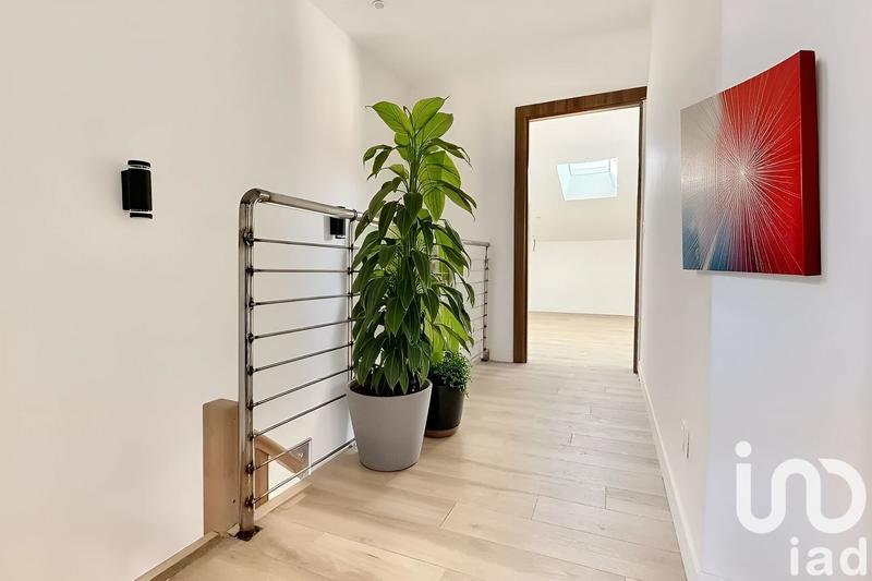 Maison - 106 m² - 5 pièces
