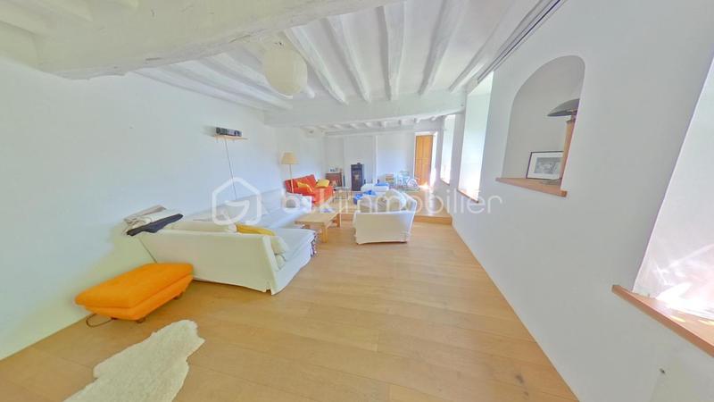 Propriété - 154 m² - 6 pièces