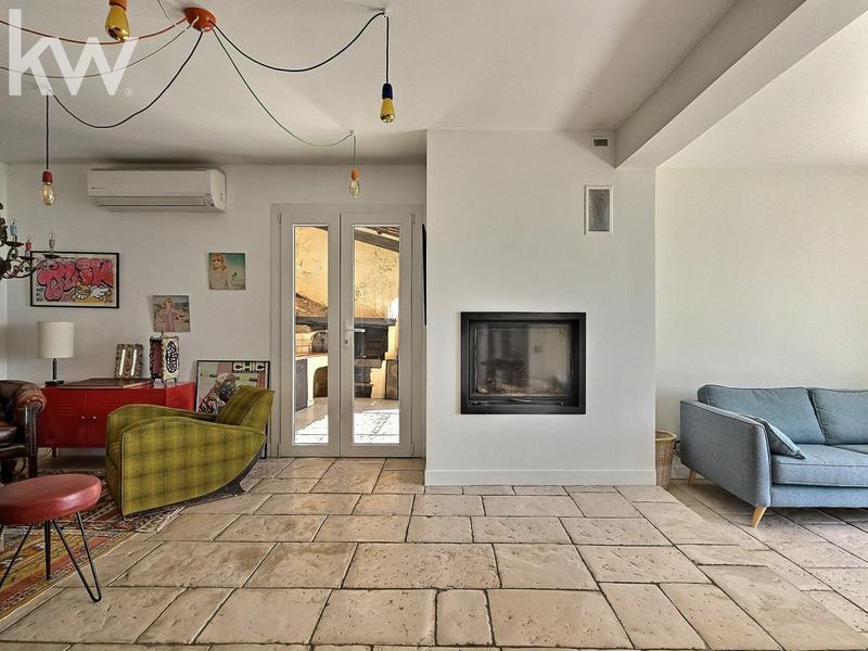 Maison - 172 m² - 8 pièces