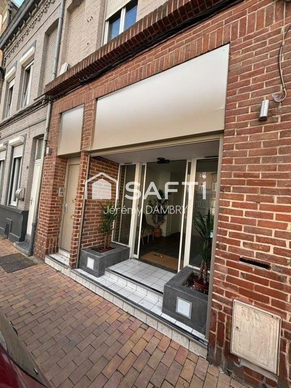 Local commercial - 118 m² - 5 pièces