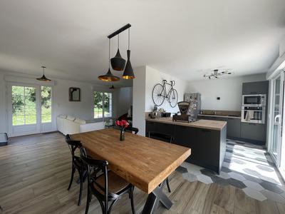 Maison - 130 m² - 6 pièces