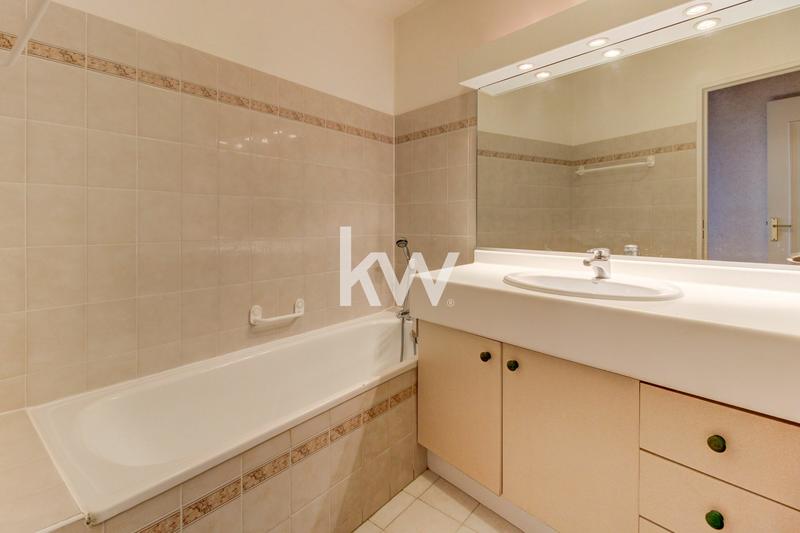 Appartement - 134 m² - 4 pièces