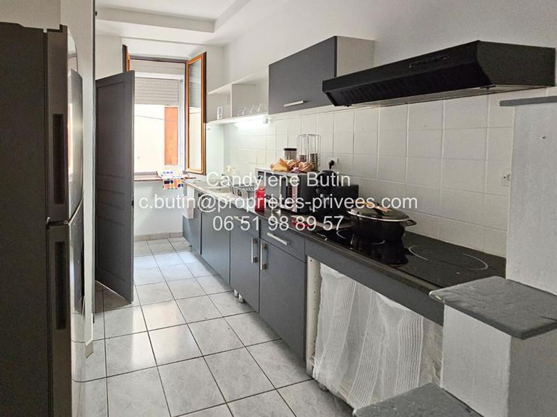 Immeuble - 290 m² - 11 pièces