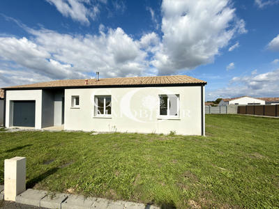 Maison - 97 m² - 5 pièces