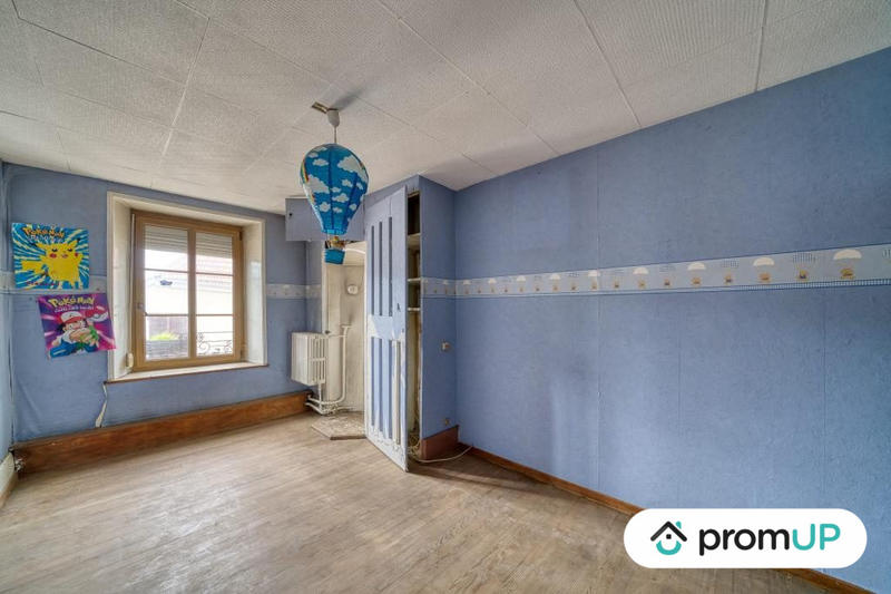 Maison - 200 m² - 8 pièces