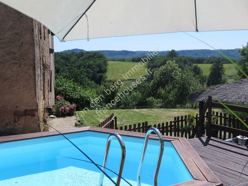 Demeure - 485 m² - 7 pièces