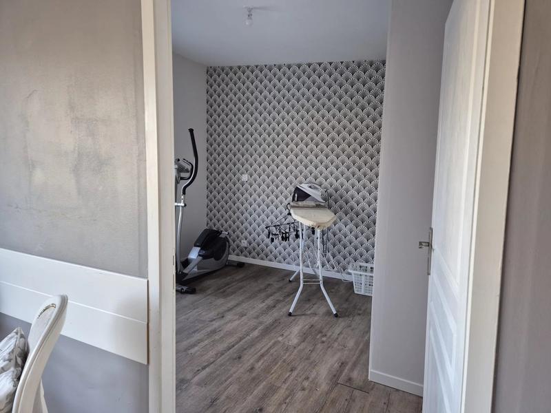 Maison - 245 m² - 10 pièces