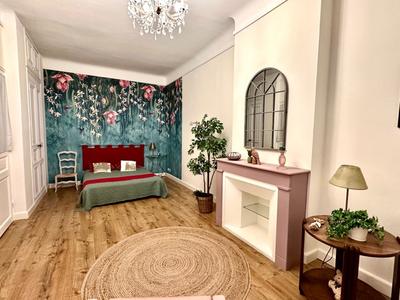 Appartement - 80 m² - 3 pièces