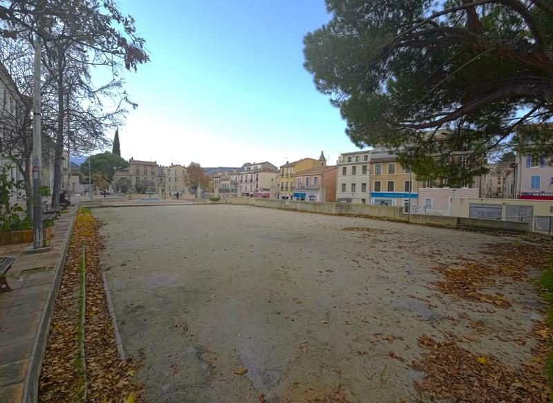 Local commercial - 47 m² - 2 pièces