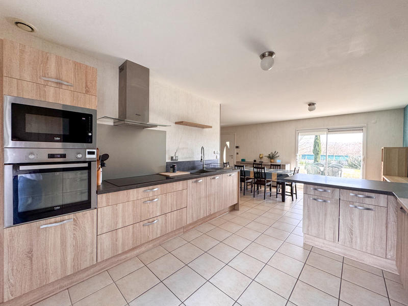 Villa - 112 m² - 6 pièces