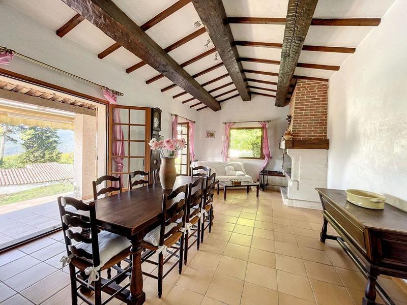 Maison - 93 m² - 4 pièces