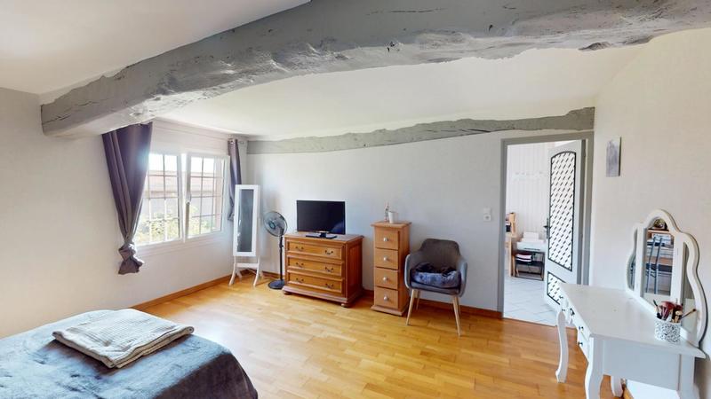 Corps de ferme - 150 m² - 5 pièces