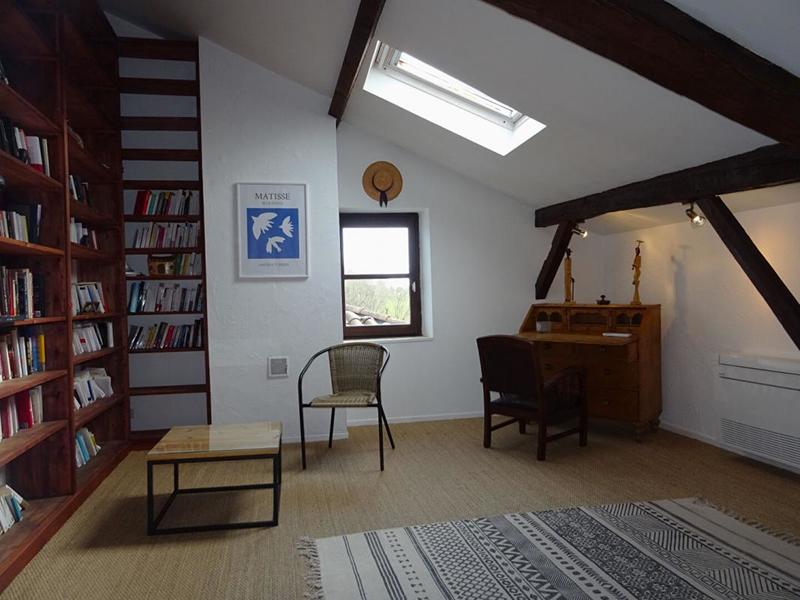 Maison - 273 m² - 8 pièces