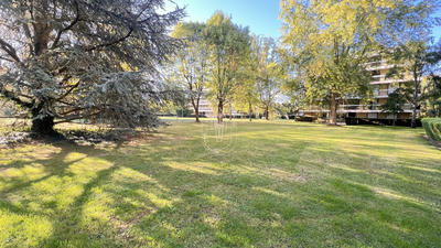 Appartement - 90 m² - 3 pièces