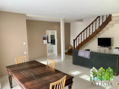 Maison - 171 m² - 7 pièces