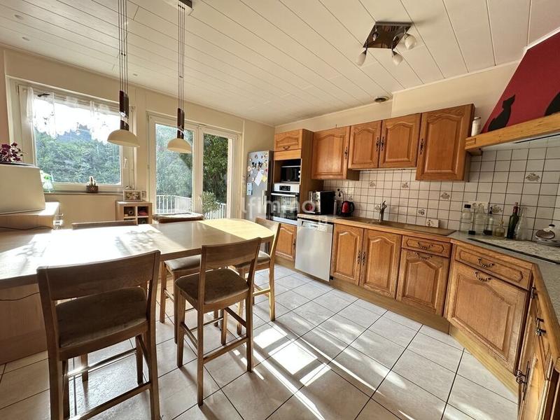 Maison - 148 m² - 6 pièces