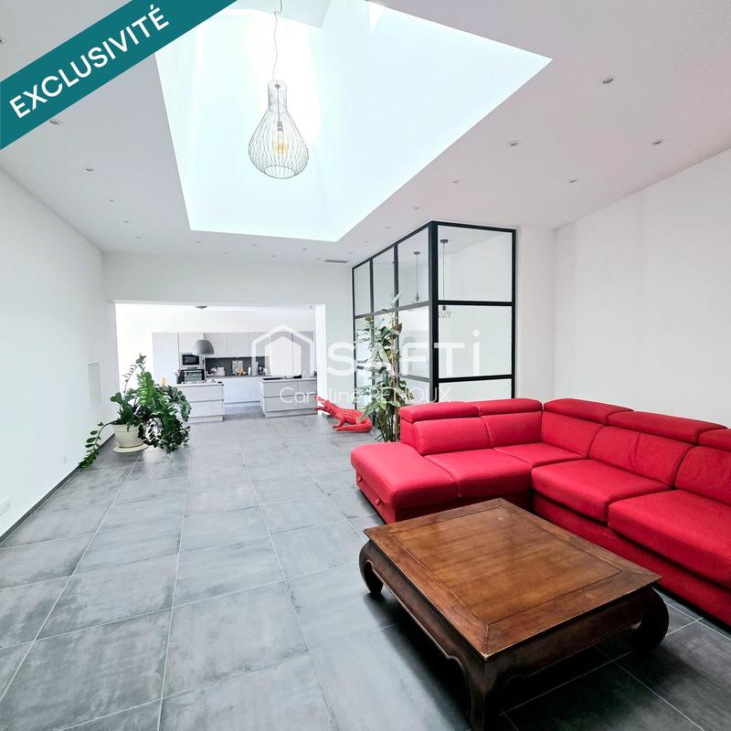 Maison - 160 m² - 2 pièces