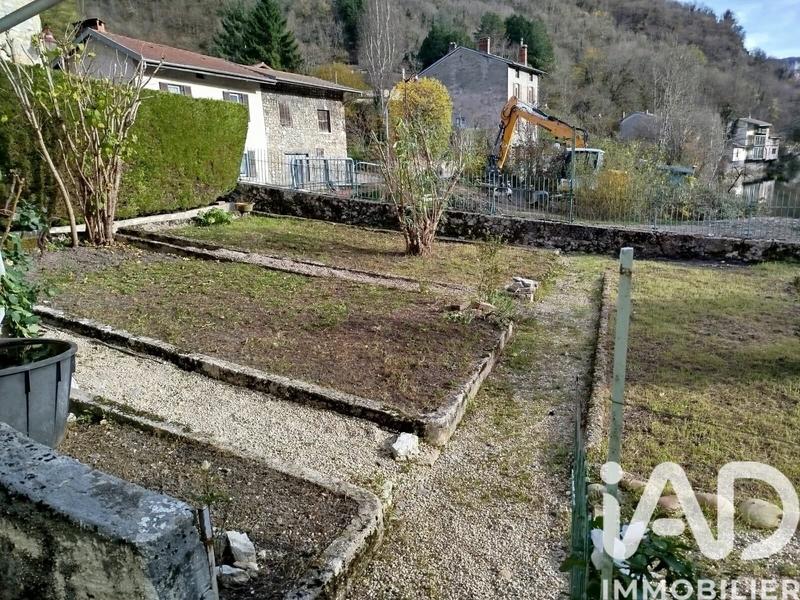 Maison - 174 m² - 8 pièces