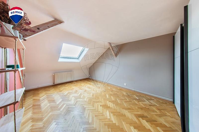 Duplex - 98 m² - 4 pièces