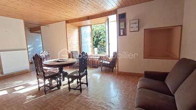 Corps de ferme - 190 m² - 8 pièces