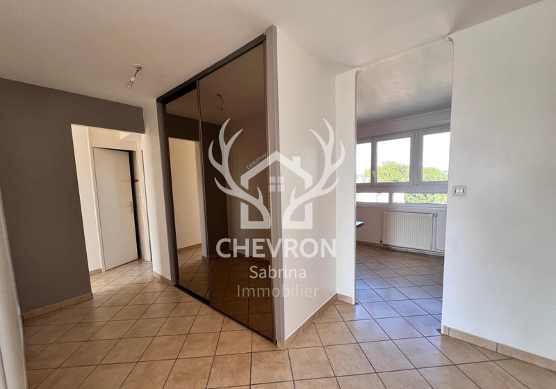 Appartement - 83 m² - 4 pièces