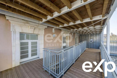 Appartement - 105 m² - 4 pièces