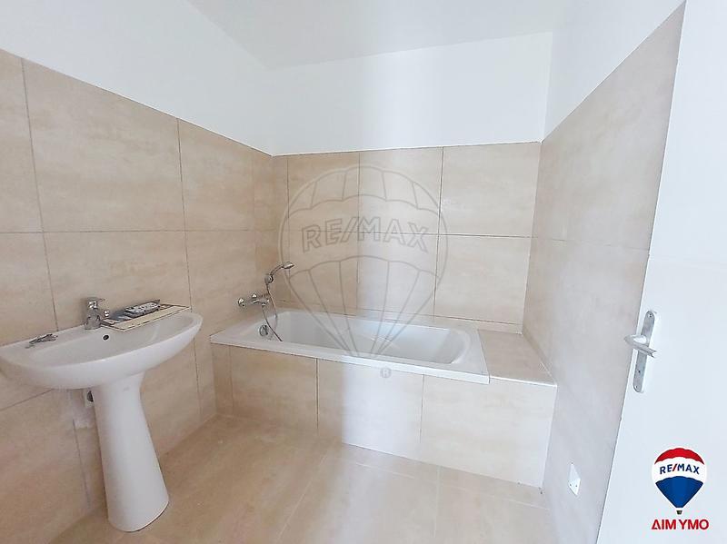 Maison - 210 m² - 7 pièces