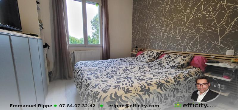 Pavillon - 93 m² - 5 pièces