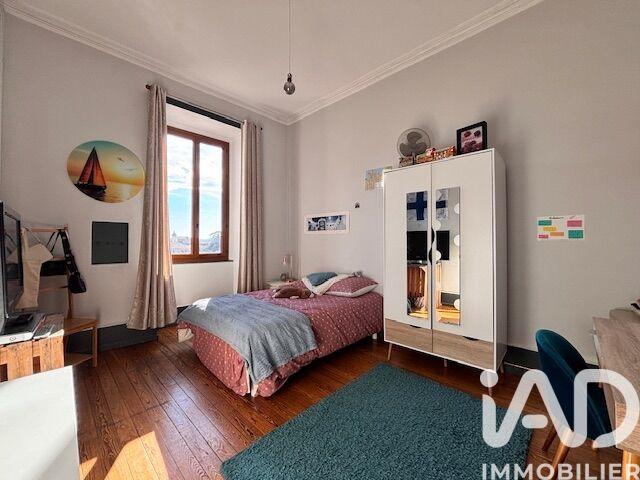 Appartement - 178 m² - 6 pièces