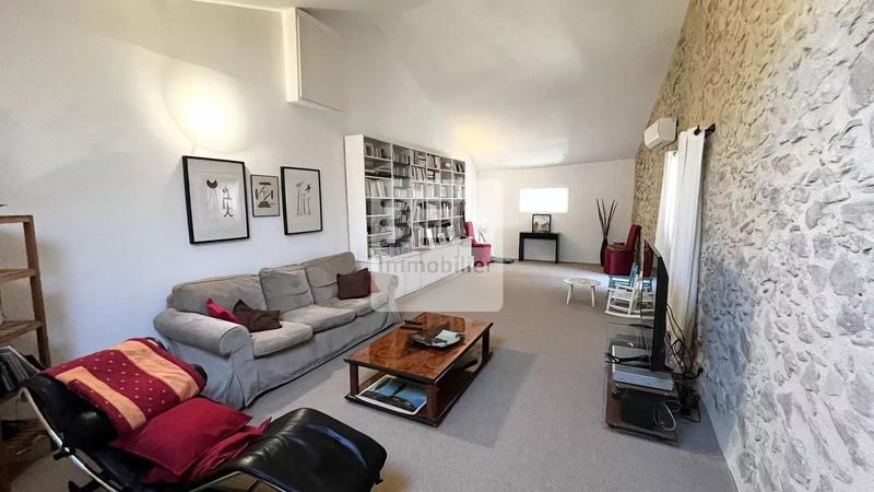 Mas - 310 m² - 10 pièces