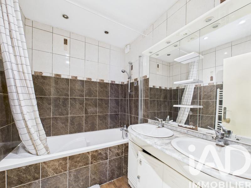 Appartement - 77 m² - 4 pièces