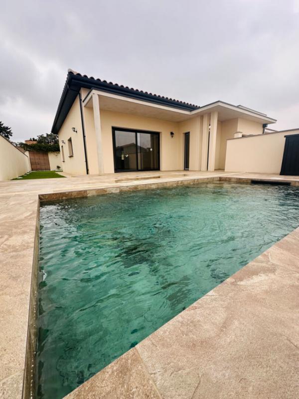 Maison - 95 m² - 4 pièces