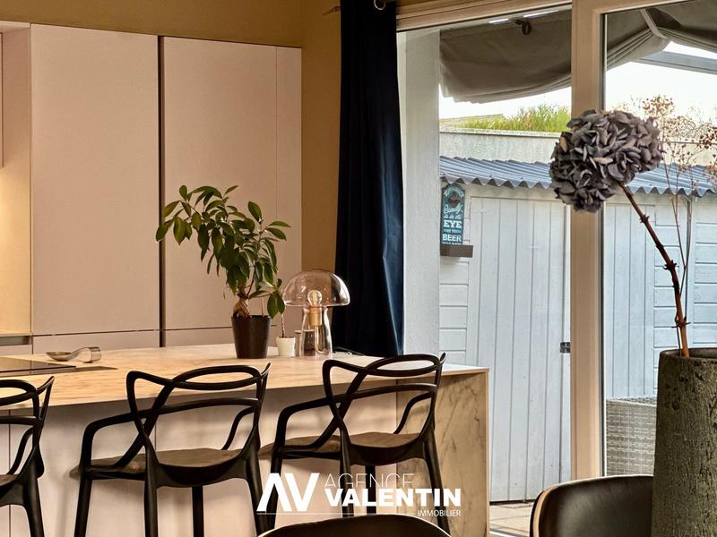 Maison - 195 m² - 6 pièces