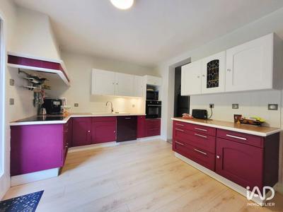 Maison - 127 m² - 7 pièces