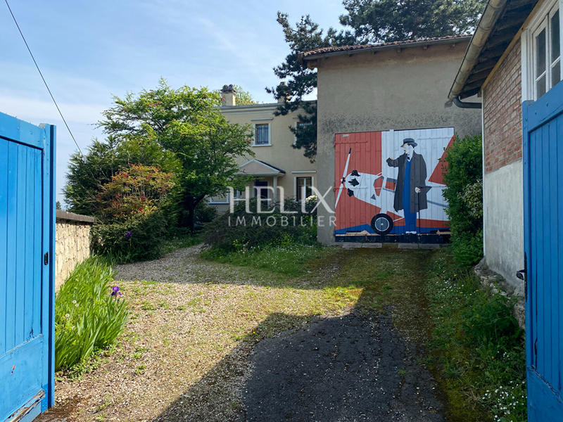 Maison - 140 m² - 6 pièces