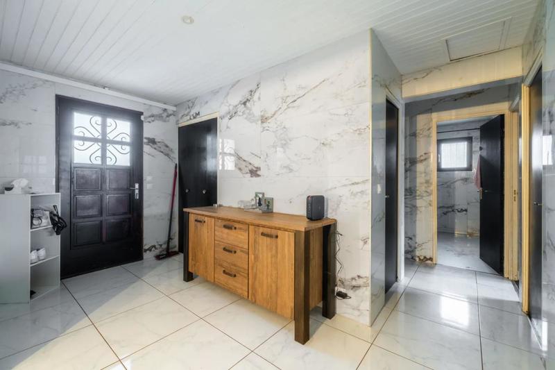 Villa - 145 m² - 6 pièces