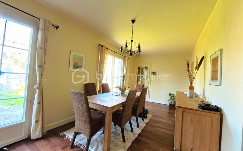 Maison - 170 m² - 7 pièces