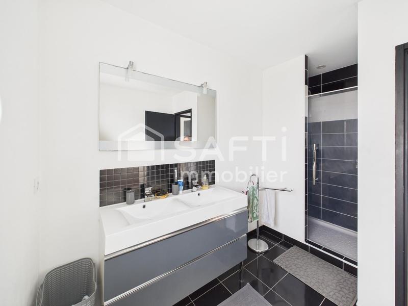 Maison - 147 m² - 5 pièces