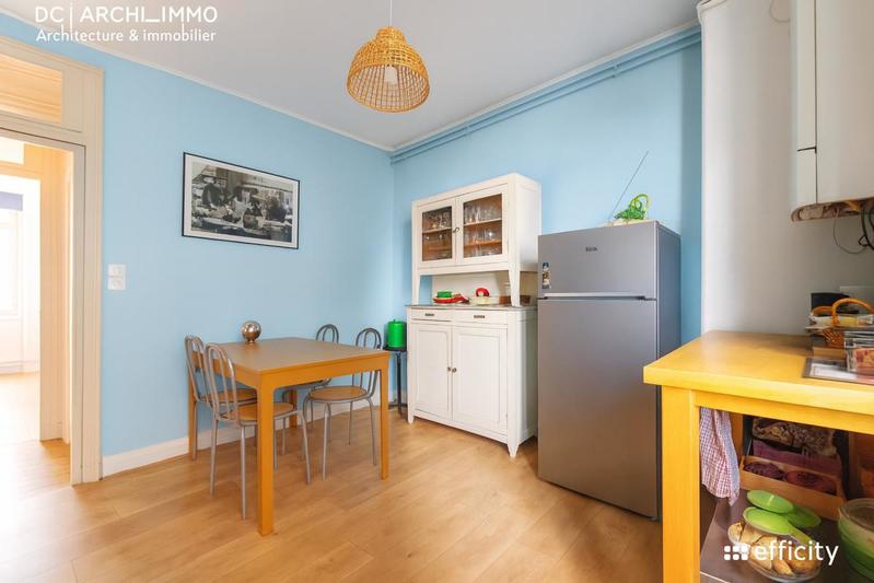 Appartement - 80 m² - 3 pièces