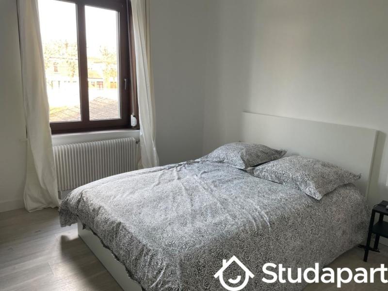 Chambre - 13 m² - 1 pièce