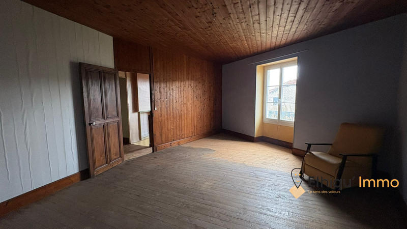 Maison - 110 m² - 4 pièces